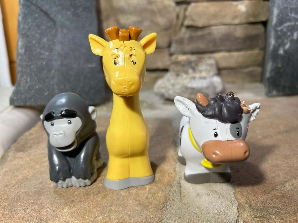 Fisher Price Little People Giraffe,Gorilla and Cow Safari Animals READ